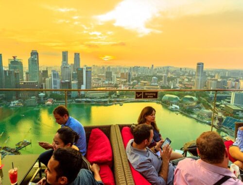 Explore Singapore's Iconic Marina Bay Rooftop Bar